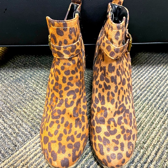 Boots - Picture 2 of 2